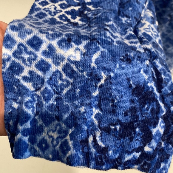 Chico's Vintage Shades of Blue Floral Cardigan, 3/4 Length Sleeves, Size 3 - Picture 4 of 6